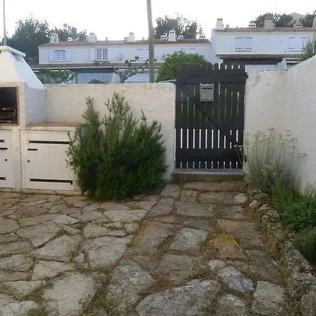 Maison 5 Pieces A 500m De La Plage, Garage, Terrasse A Saint Pierre La - Fr-1-229d-153 Holiday home *